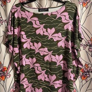 Fighting Eel Top Momo